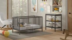 Babyledikant Dino 70x140 Met Verzorgingstafel