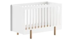 Smile Babyledikant Wit met Natuurhouten Details – Inclusief Verzorgingstafel en Commode -Beter Bed Winkel Babyledikant Smile met verzorginstafel wit 7