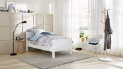 Comfortbed Gavi - Eenpersoons Bed met Hoge Instap - Wit MDF Design