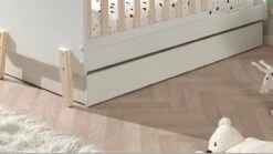 Peuterbed Kiddy Wit met Natuurlijk Hout - 70x140 cm incl. Multifunctionele Bedlade 13 Peuterbed Kiddy Wit met Natuurlijk Hout - 70x140 cm incl. Multifunctionele Bedlade -Beter Bed Winkel Bed Kiddy kleuter met bedlade wit 5