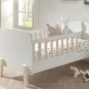 Vipack Bed Kiddy Kleuter Wit - Veilig Scandinavisch Peuterbed met Uitvalbeveiliging 2 Vipack Bed Kiddy Kleuter Wit - Veilig Scandinavisch Peuterbed met Uitvalbeveiliging -Beter Bed Winkel Bed Kiddy kleuter wit