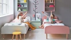 Flexa Play Kinderbed – Speels Design met Berkenhouten Poten