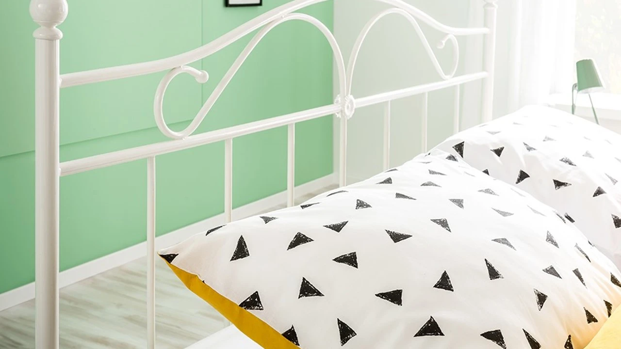 Bed Quincy – Romantisch Metalen Spijlenbed met Modern Design 5 Bed Quincy – Romantisch Metalen Spijlenbed met Modern Design - Afbeelding 3