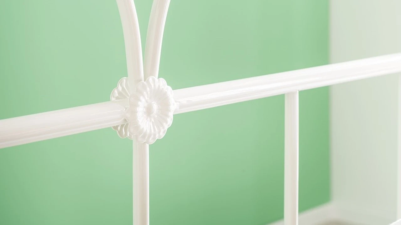 Bed Quincy – Romantisch Metalen Spijlenbed met Modern Design 6 Bed Quincy – Romantisch Metalen Spijlenbed met Modern Design - Afbeelding 4