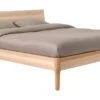 Karlsson Bed Sky Massief Hout – Naturel Minimalistisch Design met Zwevend Hoofdbord 2 Karlsson Bed Sky Massief Hout – Naturel Minimalistisch Design met Zwevend Hoofdbord -Beter Bed Winkel Bed Sky beuken met hoofdbord hout en poot hout beuken