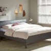 Bed Suite Met Rawsteel Poten – Modern Design Bedframe met Gebogen Hoofdbord -Beter Bed Winkel Bed Suite met rawsteel poten grafiet grafiet