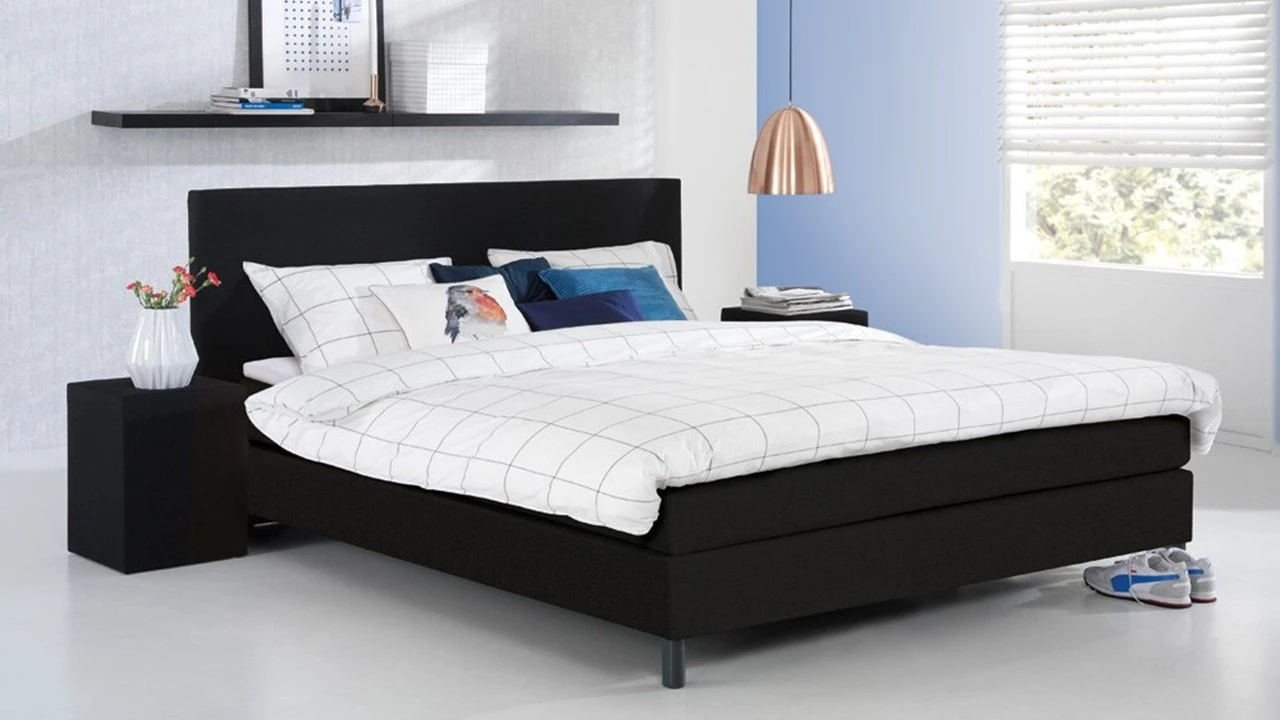 Box Lucca Gestoffeerd Met Matras & Topper – Tijdloze Vlakke Boxspring 3 Box Lucca Gestoffeerd Met Matras & Topper – Tijdloze Vlakke Boxspring