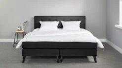 Box Nottingham Complete Vlakke Boxspring Set - Met Button Hoofdbord, Matras & Topper
