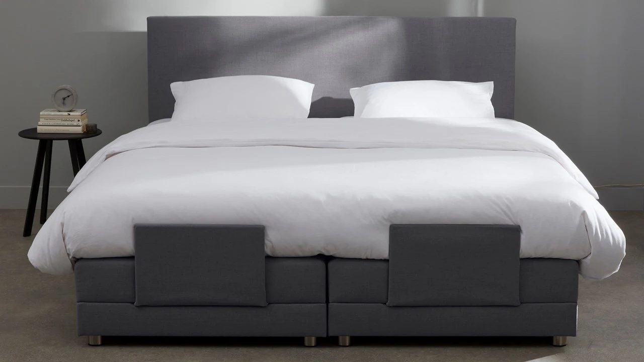 Boxspring Move Silver Pocket Deluxe Foam – Elektrisch Verstelbare Luxe Bedset 4 Boxspring Move Silver Pocket Deluxe Foam – Elektrisch Verstelbare Luxe Bedset - Afbeelding 2