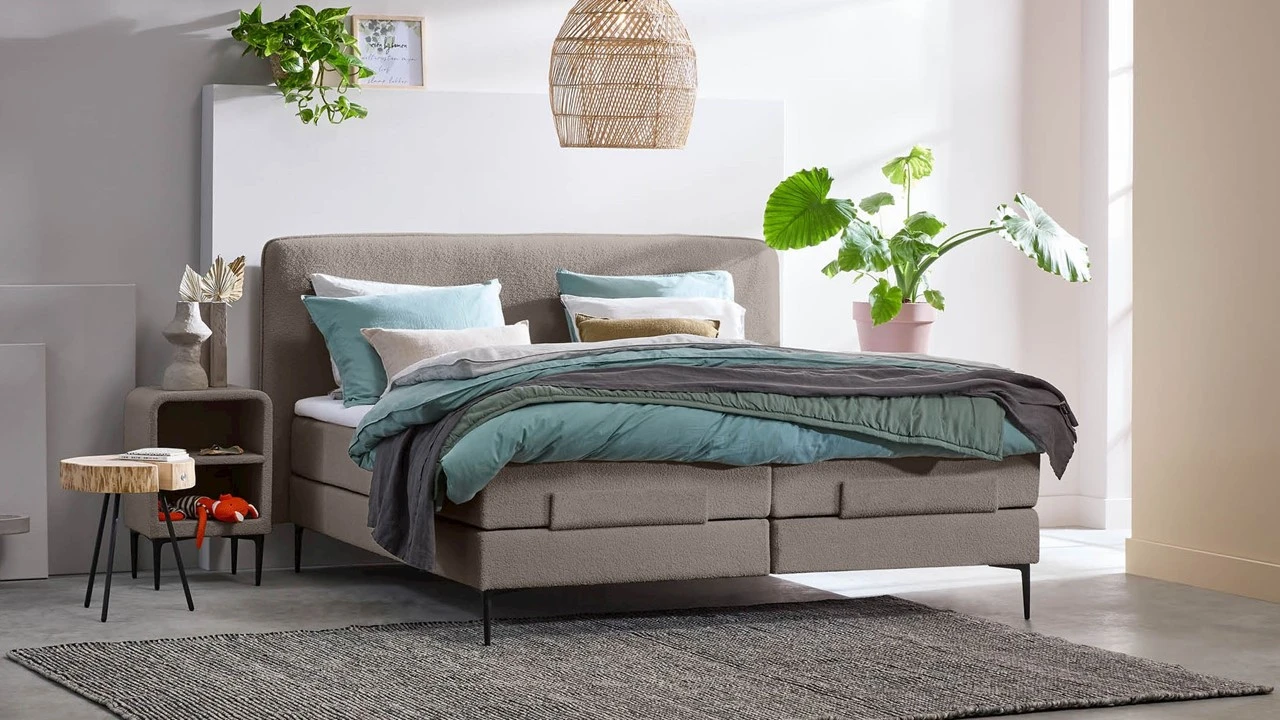 B Bright Boxspring Quartz Elektrisch Verstelbaar – Crème Teddy Now or Never – Mini Pocket 3 B Bright Boxspring Quartz Elektrisch Verstelbaar – Crème Teddy Now or Never – Mini Pocket