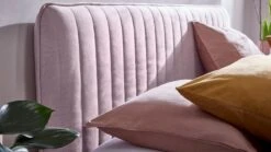 B Bright Boxspring Ruby Vlak – Trendy Design met Verticaal Gelijnd Hoofdbord & Gouden Poten 13 B Bright Boxspring Ruby Vlak – Trendy Design met Verticaal Gelijnd Hoofdbord & Gouden Poten -Beter Bed Winkel Boxspring Ruby vlak met gestoffeerd matras pale 2