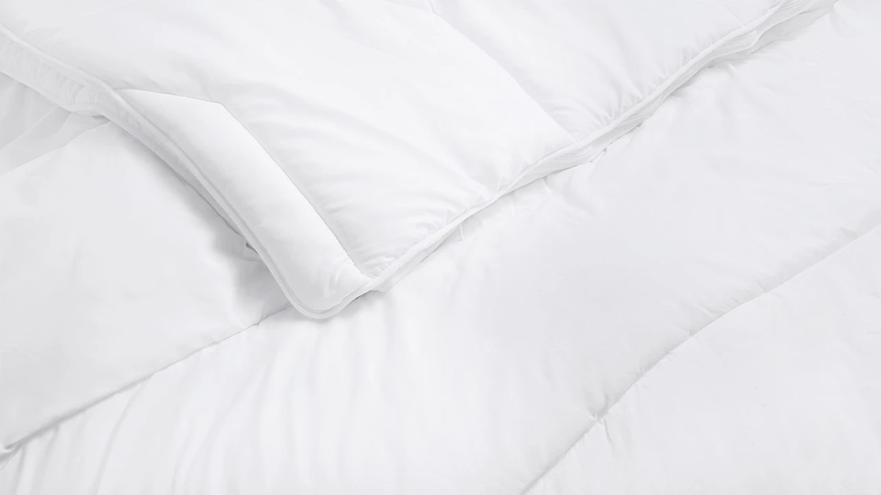 Dauna Soft Basic Synthetisch 4-Seizoenen Dekbed – 100% Katoen Anti-Allergisch 6 Dauna Soft Basic Synthetisch 4-Seizoenen Dekbed – 100% Katoen Anti-Allergisch - Afbeelding 4