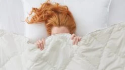 Multikeus 200 Wollen Zomerdekbed – Texelse Wol & 100% Katoen – Warmteklasse 4 10 Multikeus 200 Wollen Zomerdekbed – Texelse Wol & 100% Katoen – Warmteklasse 4 -Beter Bed Winkel Dekbed Multikeus 200 wol zomer 2