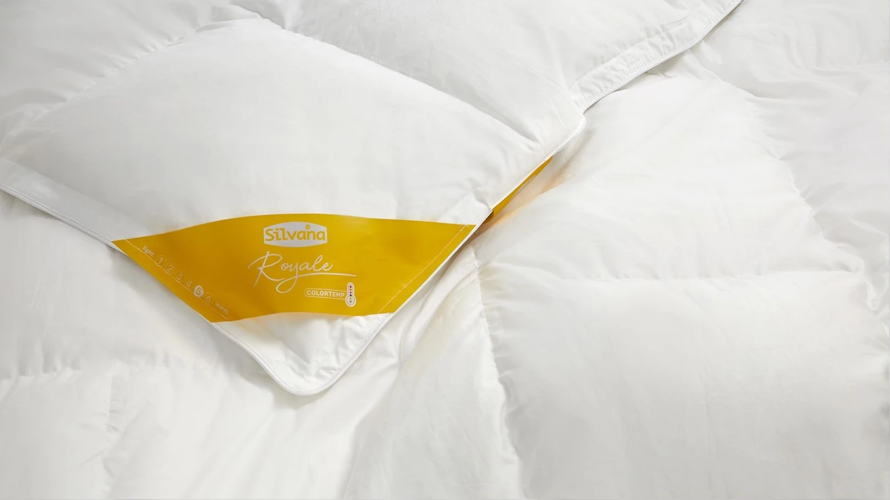Silvana Royale Geel Winterdekbed – 100% Eendendons met Satijnkatoenen Tijk – Warmteklasse 2 6 Silvana Royale Geel Winterdekbed – 100% Eendendons met Satijnkatoenen Tijk – Warmteklasse 2 - Afbeelding 4