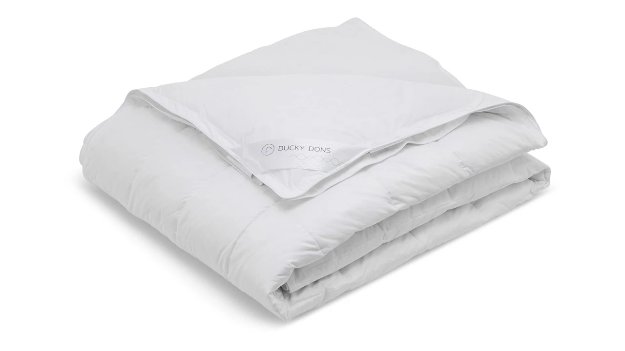 Ducky Dons Taurus 4-Seizoenen Dekbed - 90% Europese Ganzendons - Anti-Allergisch 3 Ducky Dons Taurus 4-Seizoenen Dekbed - 90% Europese Ganzendons - Anti-Allergisch