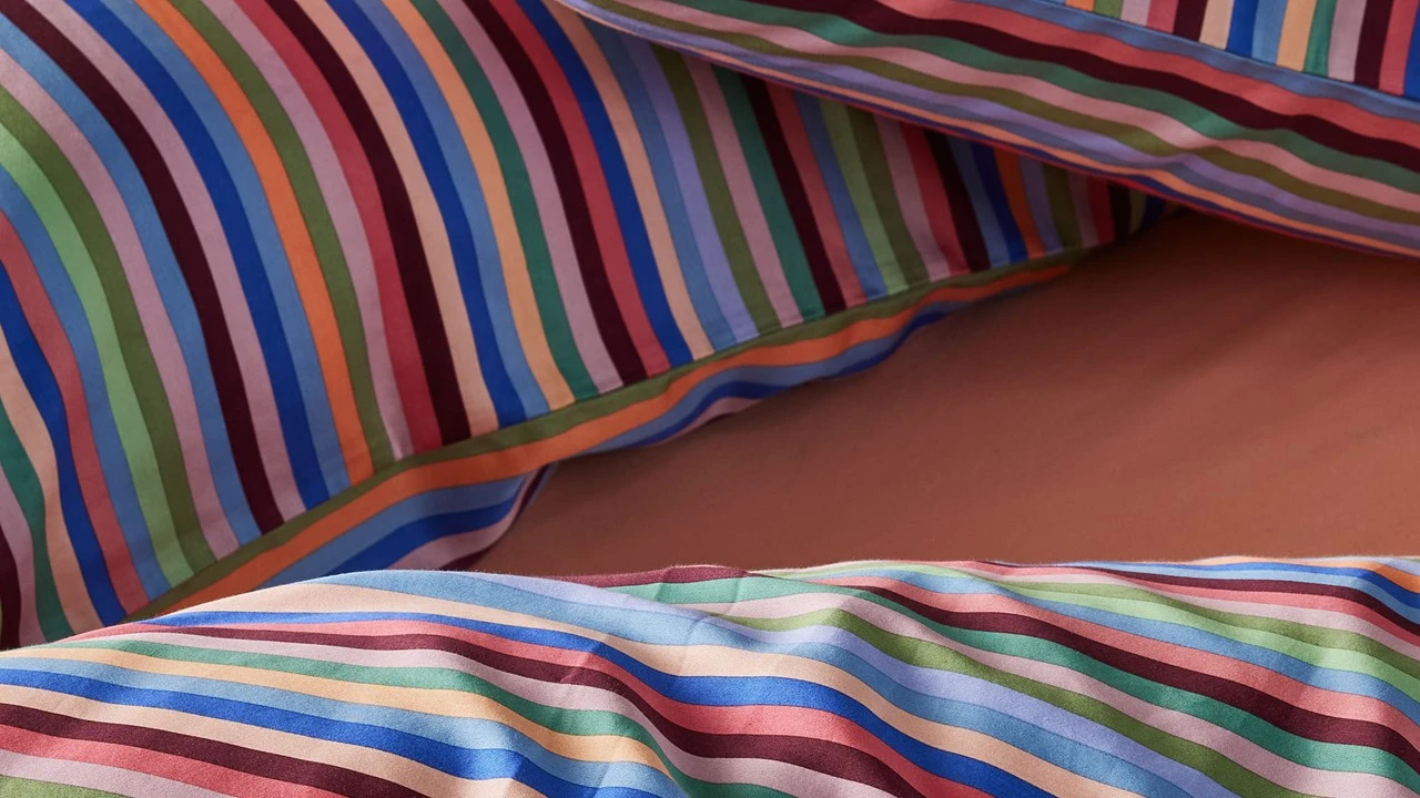 ESSENZA Donna Dekbedovertrek – Kleurrijk Gestreept – 100% Biologisch Katoensatijn 5 ESSENZA Donna Dekbedovertrek – Kleurrijk Gestreept – 100% Biologisch Katoensatijn - Afbeelding 3