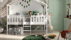 Vipack Halfhoogslaper Dallas - Massief Grenen Bedhuisje met Dakframe 6 Vipack Halfhoogslaper Dallas - Massief Grenen Bedhuisje met Dakframe -Beter Bed Winkel Halfhoogslaper Dallas als huis wit 1
