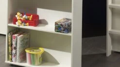 Pino Wit Gelakt Massief Grenen – Halfhoogslaper met Commode, Boekenkast en Bureau -Beter Bed Winkel Halfhoogslaper Pino met commode met 4 laden en boekenkast wit 9