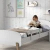 Vipack Kiddy Wit met Natuurlijk Grenen - 3-Delige Set Kinderbed incl. Nachtkast en Uitvalbeveiliging