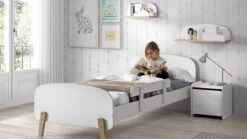 Vipack Kiddy Wit met Natuurlijk Grenen - 3-Delige Set Kinderbed incl. Nachtkast en Uitvalbeveiliging