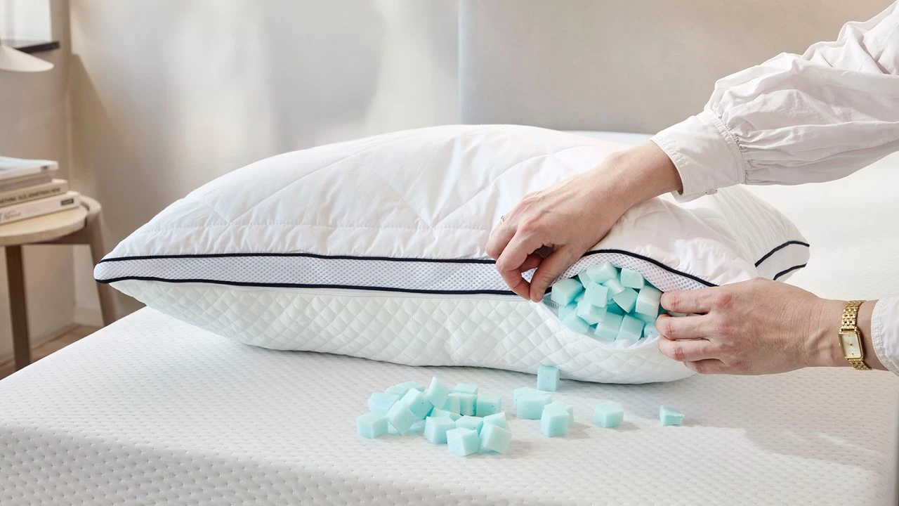 Matt Sleeps Aanpasbaar Hoofdkussen – 3-Zone Traagschuim Cubes & Verkoelende Tijk 4 Matt Sleeps Aanpasbaar Hoofdkussen – 3-Zone Traagschuim Cubes & Verkoelende Tijk - Afbeelding 2