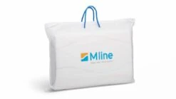 M line Pillow You Blauw – Ergonomisch Traagschuim Neksteunkussen (Soft/Medium) 13 M line Pillow You Blauw – Ergonomisch Traagschuim Neksteunkussen (Soft/Medium) -Beter Bed Winkel Hoofdkussen Pillow You Blauw blauw 4