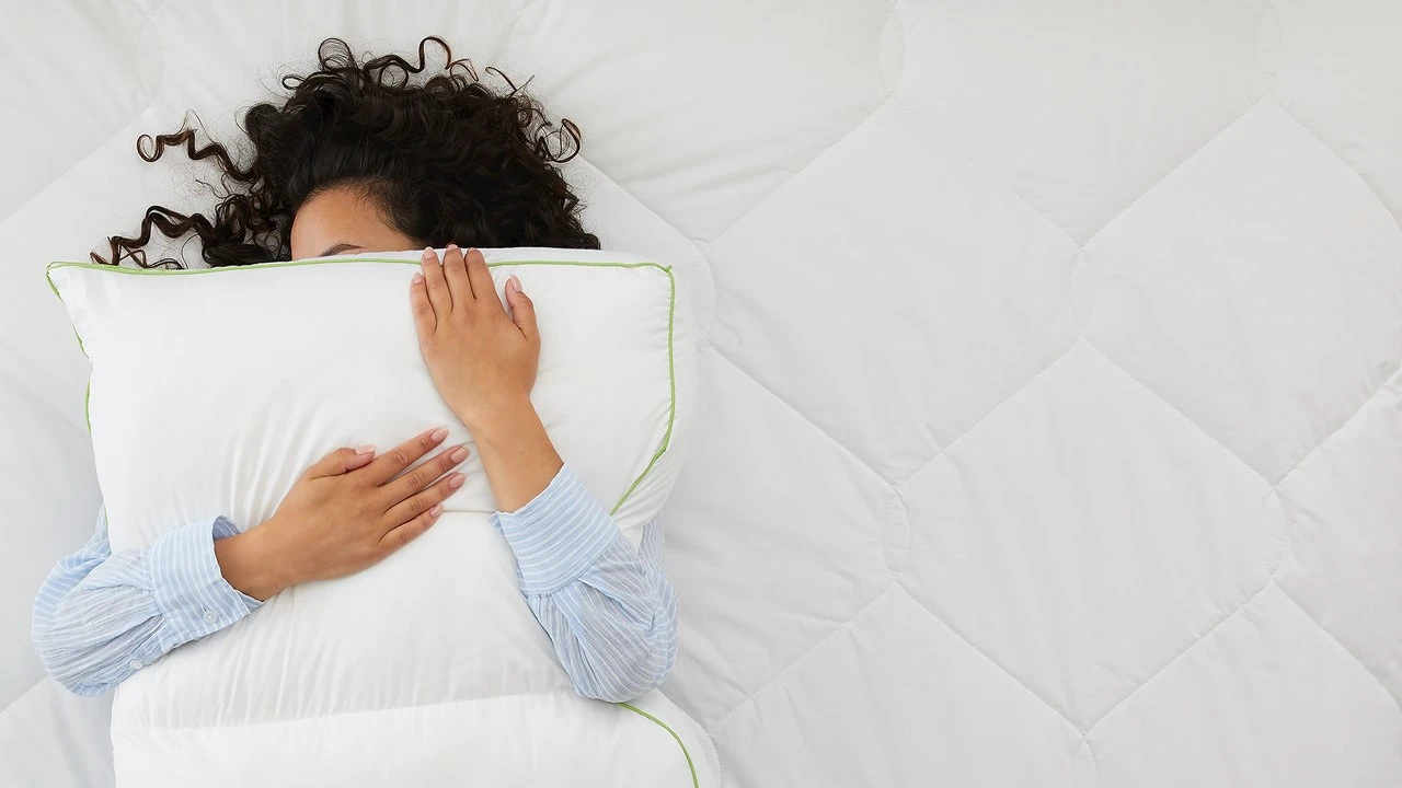 Silvana Comfort Groen Hoofdkussen - Extra Stevig & Synthetisch - Hardheid 6/6 4 Silvana Comfort Groen Hoofdkussen - Extra Stevig & Synthetisch - Hardheid 6/6 - Afbeelding 2