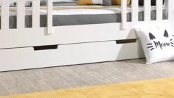 Babs Wit en Grenen met Slaaplade - Landelijk Bedhuisje met Vensterbank 11 Babs Wit en Grenen met Slaaplade - Landelijk Bedhuisje met Vensterbank -Beter Bed Winkel Huisbed 91 met slaaplade Babs wit 3