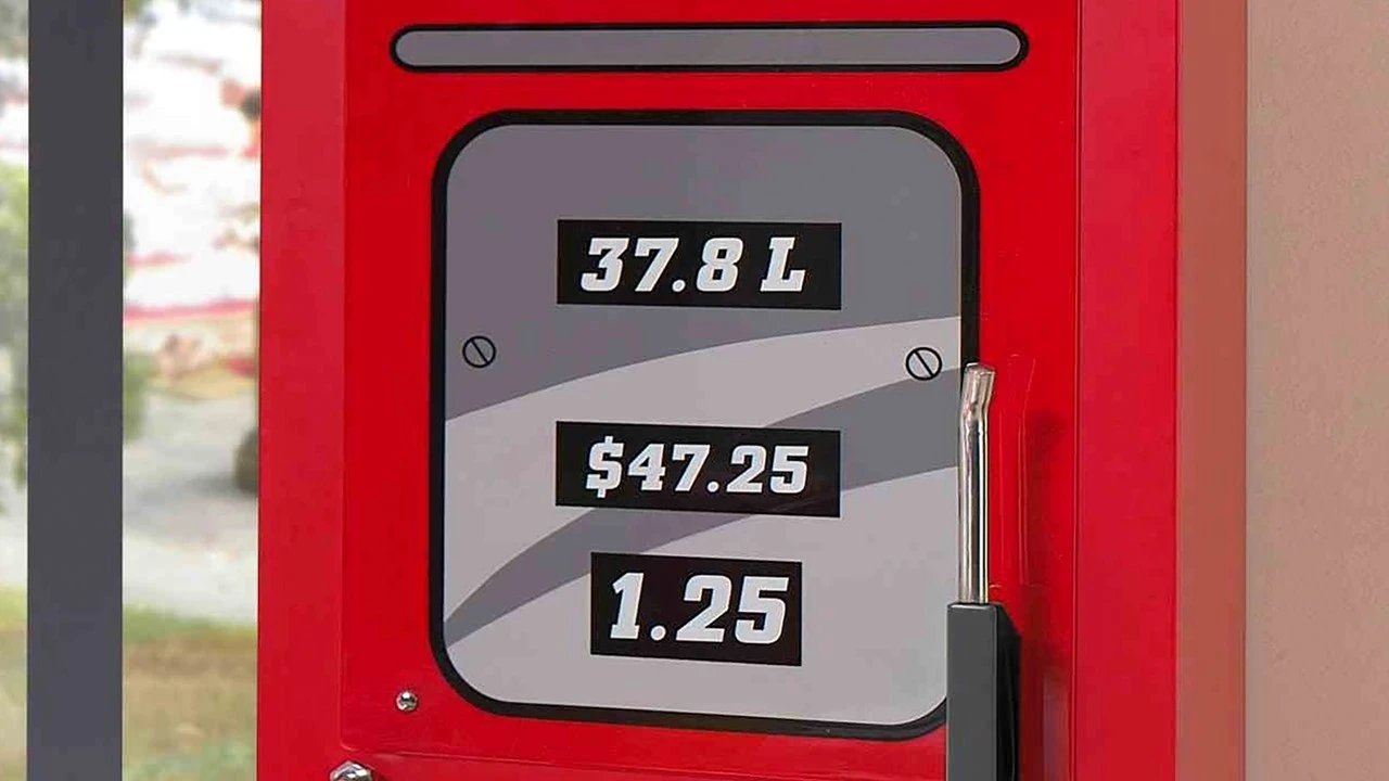 Kast Benzinepomp Rood – Vintage Race Thema Kinderkast met Soft-Close 4 Kast Benzinepomp Rood – Vintage Race Thema Kinderkast met Soft-Close - Afbeelding 2