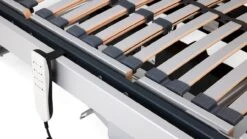 Bossflex 450 Hoog-laag Elektrisch Verstelbare Lattenbodem – Verstelbare Hardheid Beukenhout 10 Bossflex 450 Hoog-laag Elektrisch Verstelbare Lattenbodem – Verstelbare Hardheid Beukenhout -Beter Bed Winkel Lattenbodem hoog laag Bossflex 450 elektrisch verstelbaar 3