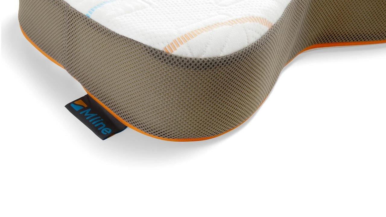 M line Athletic Pillow – Ergonomisch Neksteunkussen met Schouderuitsparing voor Rug- en Zijslapers 6 M line Athletic Pillow – Ergonomisch Neksteunkussen met Schouderuitsparing voor Rug- en Zijslapers - Afbeelding 4
