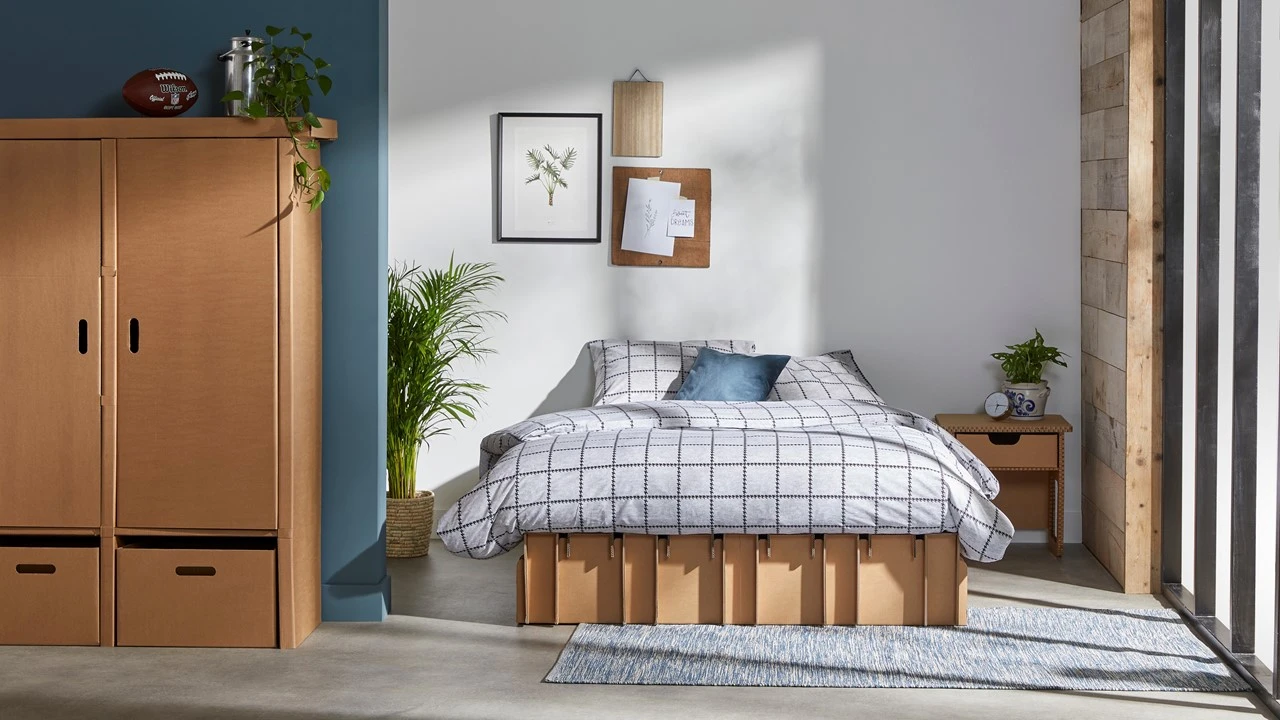 Beter Bed x KarTent Paper Bed – Duurzaam Kartonnen Bed met Easy Pocket Matras & Opbergladen 4 Beter Bed x KarTent Paper Bed – Duurzaam Kartonnen Bed met Easy Pocket Matras & Opbergladen - Afbeelding 2