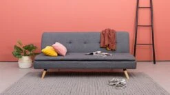 Slaapbank Maine – Volledig Gestoffeerd met Luxe Topperlaag – Trendy Tweezits Logeerbed