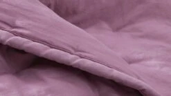 ESSENZA Sprei Ruth – Klassiek Ingestikte Zachte Bedsprei -Beter Bed Winkel Sprei Ruth paars 3