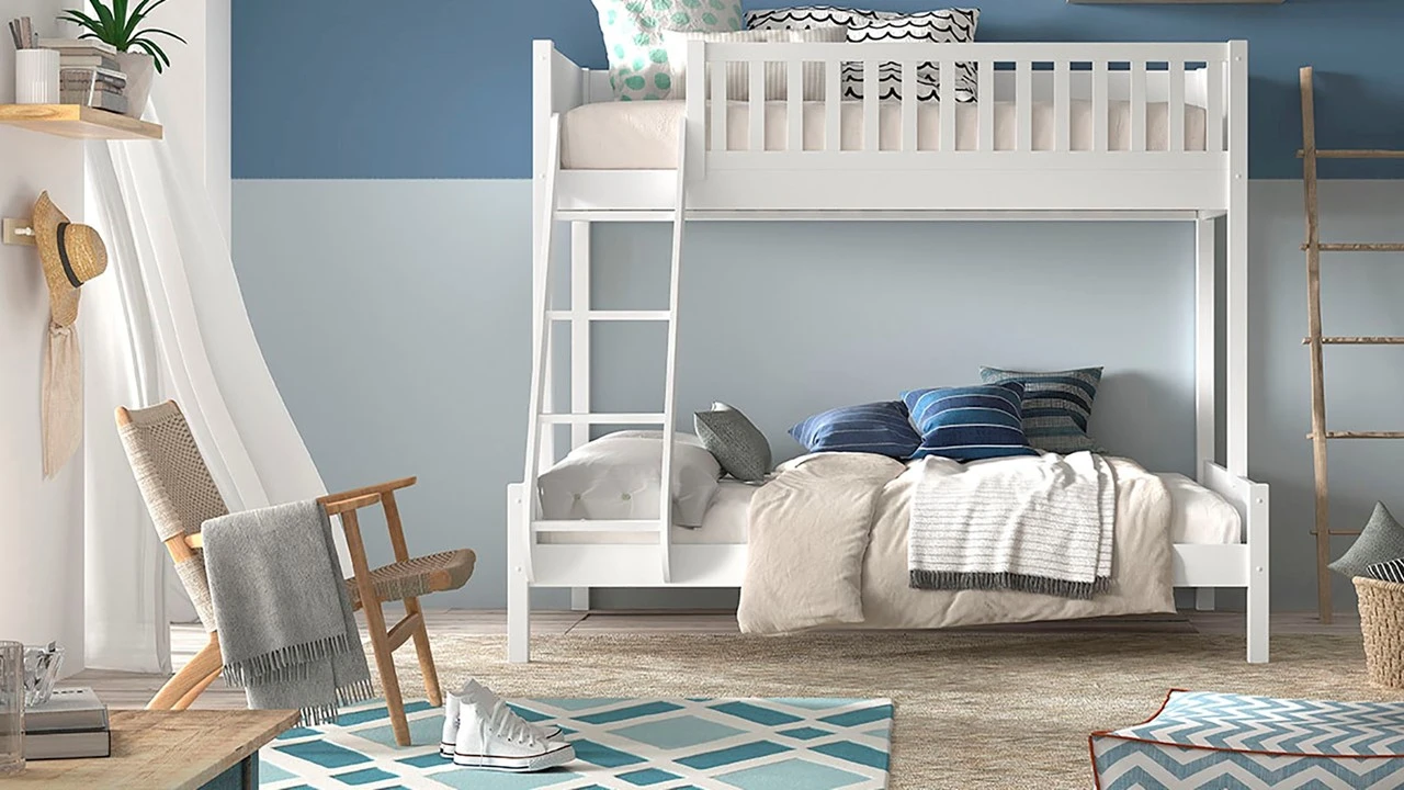 Stapelbed Scott Wit – 3-persoons L-Vorm Kinderbed van Massief Grenenhout 4 Stapelbed Scott Wit – 3-persoons L-Vorm Kinderbed van Massief Grenenhout - Afbeelding 2