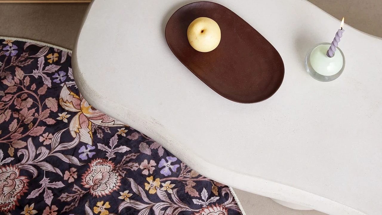 ESSENZA Ophelia Vloerkleed - Luxe Fluweel met Romantische Bloemenprint - 120 x 180 cm 4 ESSENZA Ophelia Vloerkleed - Luxe Fluweel met Romantische Bloemenprint - 120 x 180 cm - Afbeelding 2