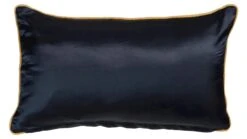 Beddinghouse x Van Gogh Museum Sierkussen Countryside – Veld met Irissen Geel & Paars – Luxe Satijn Look -Beter Bed Winkel sierkussen Countryside blue 1